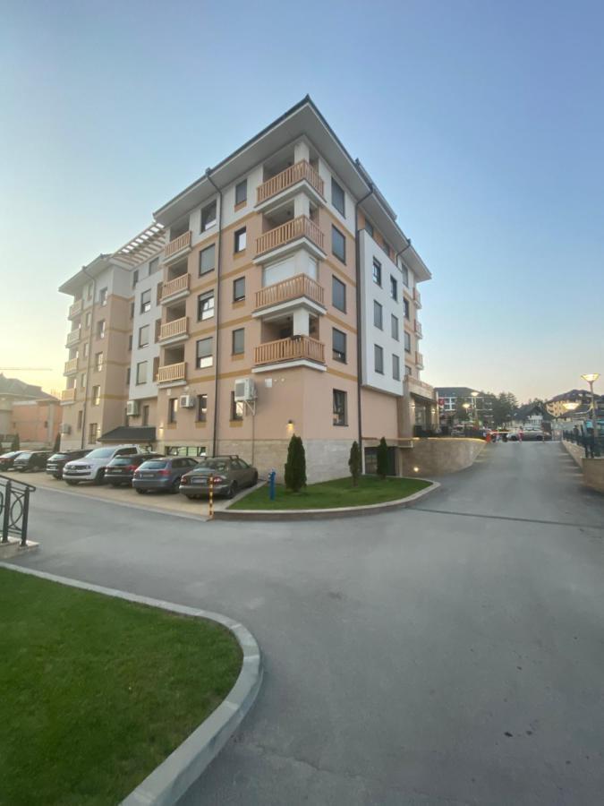 Apartman Bozur ズラティボール エクステリア 写真